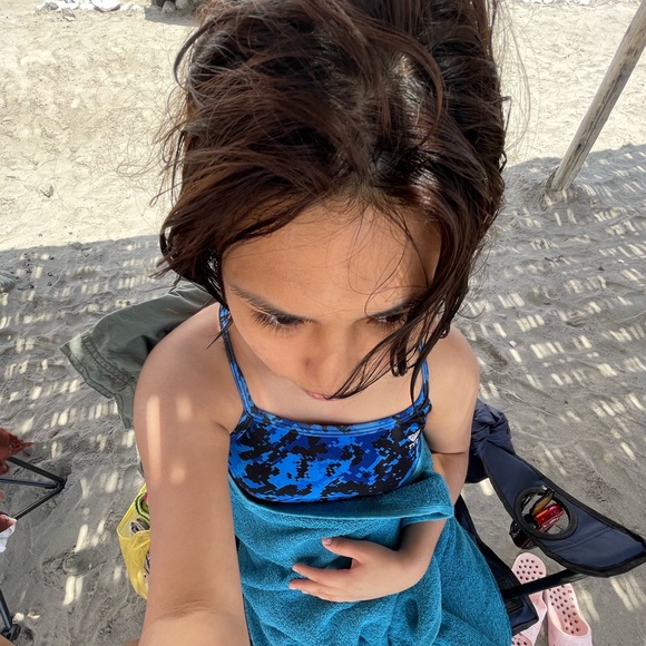 Meet your Posher, Romy - Picture 1 of 1